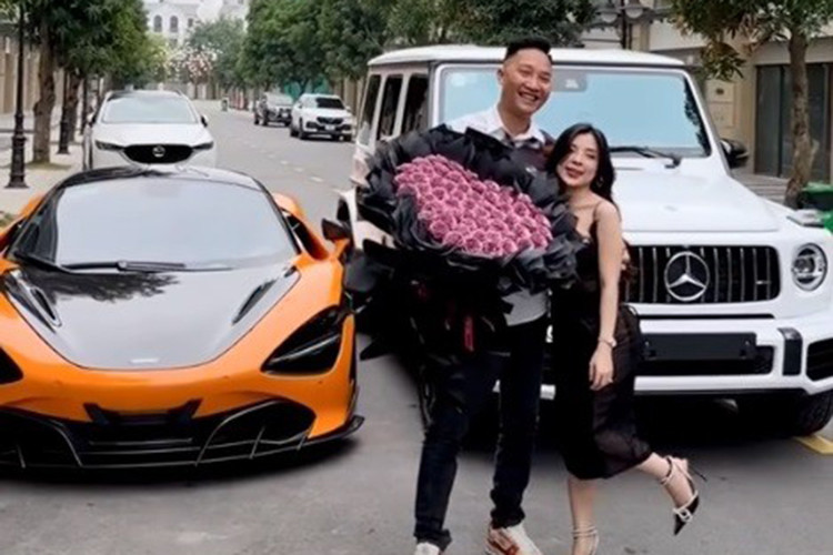 McLaren 720S deo bien 36A-979.79 gia gan 1 ty cua Huan hoa hong