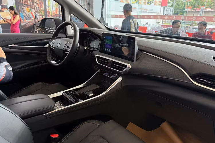 MG G50 - MPV Trung Quoc tu 559 trieu, dau Toyota Innova tai Viet Nam-Hinh-7