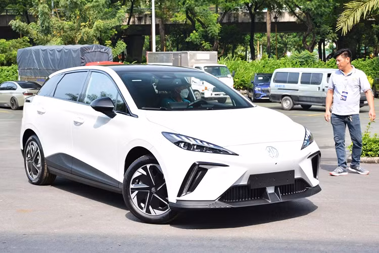 MG4 EV chay dien giam gia sau toi 300 trieu dong tai Viet Nam-Hinh-11