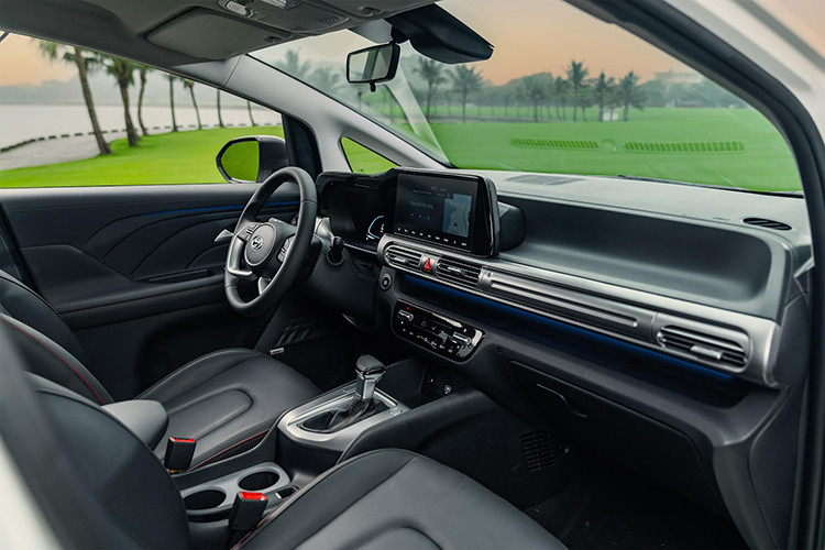 Can canh Hyundai Stargazer X tai Viet Nam, cao nhat 599 trieu dong-Hinh-7