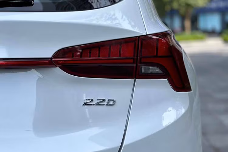 Hyundai SantaFe 2022 may dau chay chan, ban van hon 1 ty dong-Hinh-5