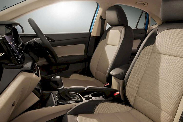 Skoda Slavia 2025 tu 500 trieu ve Viet Nam, 