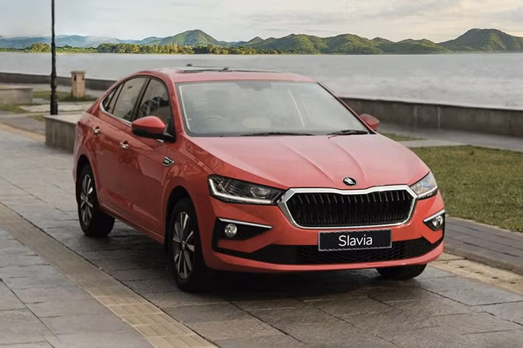 Skoda Slavia 2025 tu 500 trieu ve Viet Nam, 