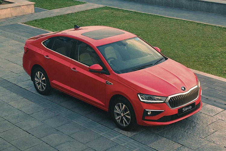 Skoda Slavia 2025 tu 500 trieu ve Viet Nam, 