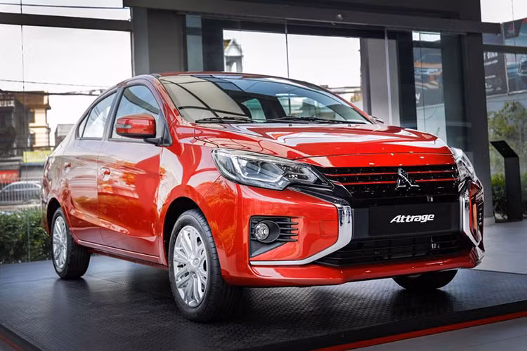 Loat oto sedan hang B tai Viet Nam 