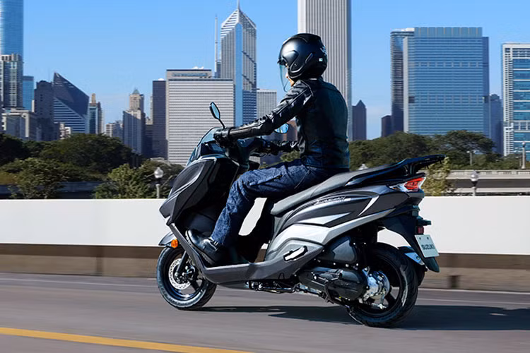 Suzuki Burgman Street 2025, xe ga cao cap chi tu 27,7 trieu dong-Hinh-9