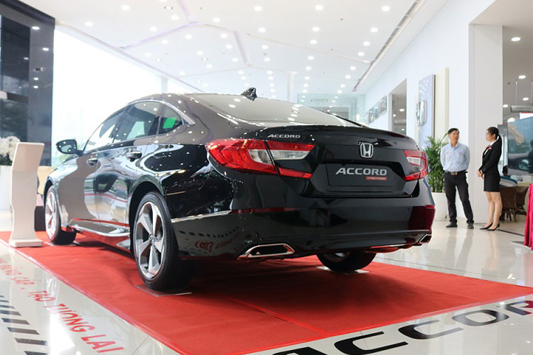 Top oto giam gia van e am nhat thi truong Viet thang 3/2025-Hinh-4