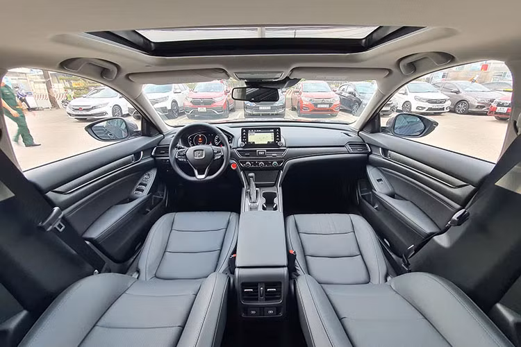 Top oto giam gia van e am nhat thi truong Viet thang 3/2025-Hinh-3