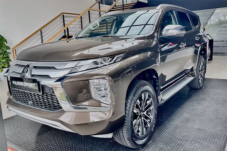 Top oto giam gia van e am nhat thi truong Viet thang 3/2025-Hinh-8