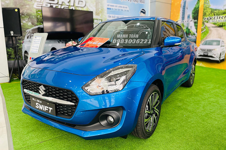 Toyota Corolla Altis lọt top xe ế nhất Việt Nam tháng 6/2024 - Hình 4 Toyota Corolla Altis lot top xe e nhat Viet Nam thang 6/2024-Hinh-4