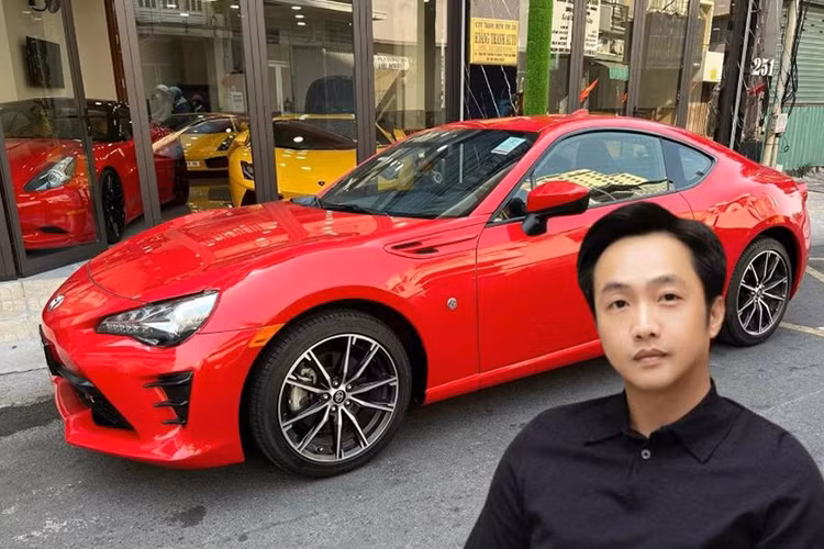 Cuong Do la “chot ha” xe the thao Toyota 86 hang hiem, gia mem
