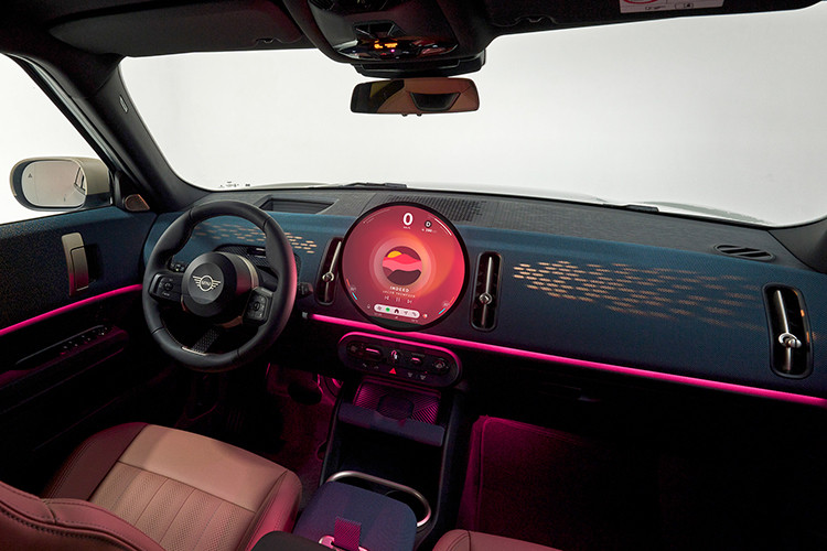 Loạt ôtô "sang chảnh" tiền tỷ mở bán Việt Nam cuối năm 2024 - Hình 5 Loat oto