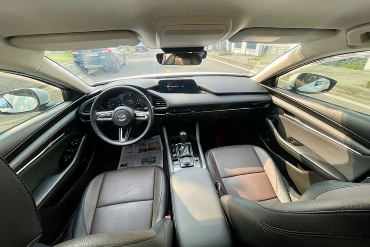 Top oto sedan cu doi cao 