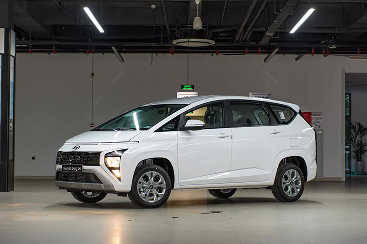 Hyundai Stargazer 7 cho tai Viet Nam dang re ngang xe hang A?