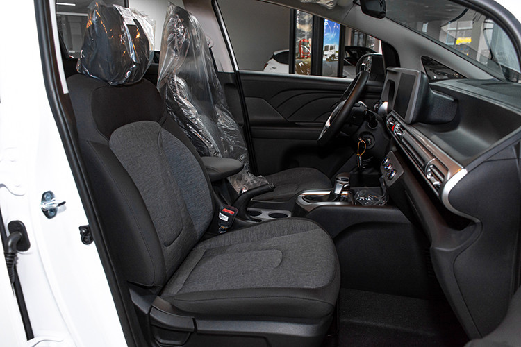 Hyundai Stargazer 7 cho tai Viet Nam dang re ngang xe hang A?-Hinh-5