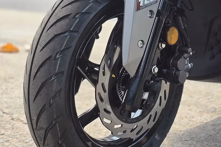 Can canh xe ga SYM NAGA 150 tu 49,5 trieu tai Viet Nam-Hinh-7