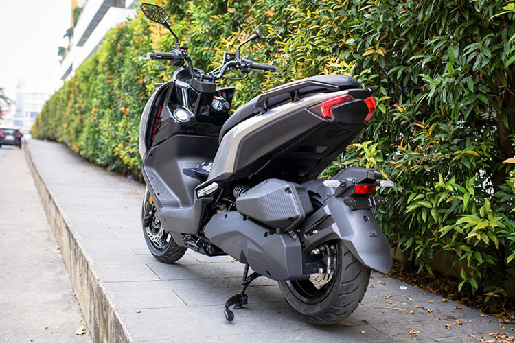 Can canh xe ga SYM NAGA 150 tu 49,5 trieu tai Viet Nam-Hinh-2