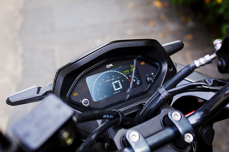 Can canh xe ga SYM NAGA 150 tu 49,5 trieu tai Viet Nam-Hinh-4