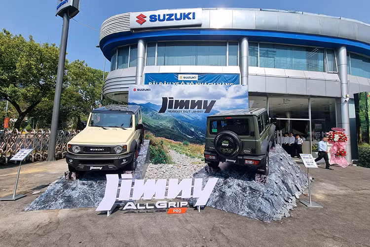 Suzuki Jimny 2024 chinh thuc ra mat Viet Nam, tu 789 trieu dong-Hinh-13