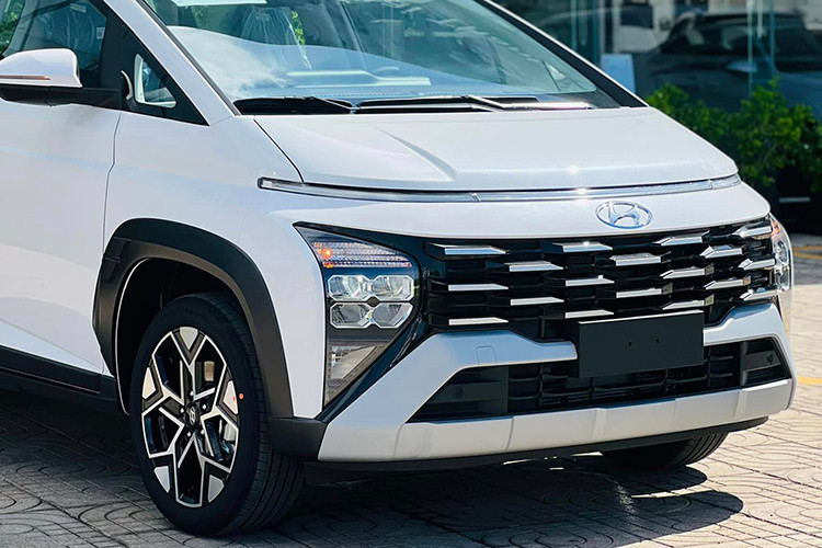 Can canh Hyundai Stargazer X 2024 tu 489 trieu dong da ve dai ly-Hinh-3