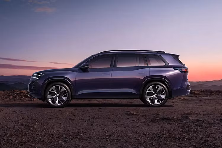 Volkswagen Teramont Pro san sang 