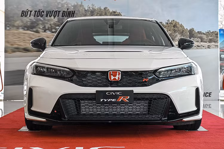 Honda Civic Type R tai Viet Nam tang gia toi gan 3 ty dong-Hinh-3