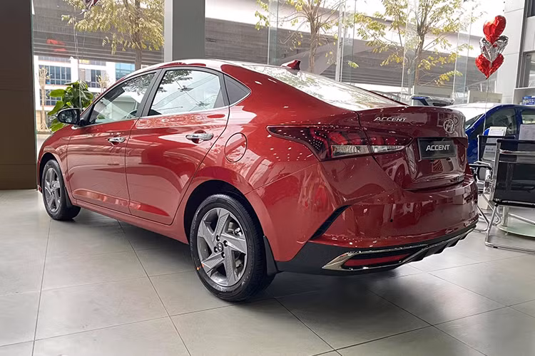 Top oto ban chay nhat Viet Nam thang 3/2024, Mitsubishi Xforce gay soc-Hinh-10