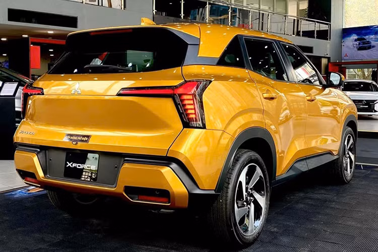 Top oto ban chay nhat Viet Nam thang 3/2024, Mitsubishi Xforce gay soc-Hinh-6