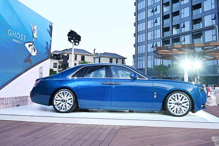 Rolls-Royce Ghost Series II ra mat dai gia Viet, tu 34,9 ty-Hinh-2