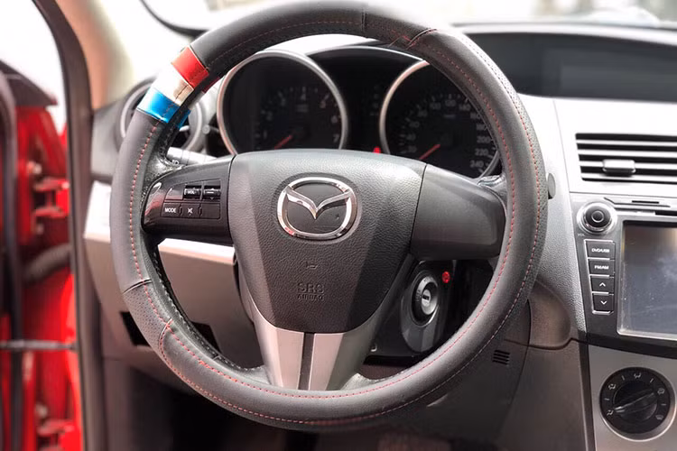 Bộ 3 ôtô tiết kiệm nhiên liệu đáng mua tầm giá chỉ 200 triệu đồng - Hình 3 Bo 3 oto tiet kiem nhien lieu dang mua tam gia chi 200 trieu dong-Hinh-3