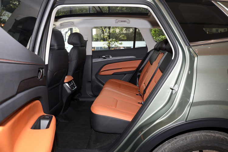 Ford Territory 2025 da ve Viet Nam, Mazda CX-5 de chung?-Hinh-7