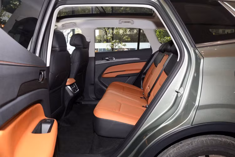 Ford Territory 2025 da ve Viet Nam, Mazda CX-5 de chung?-Hinh-7