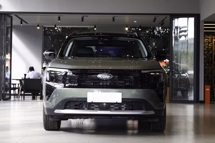 Ford Territory 2025 da ve Viet Nam, Mazda CX-5 de chung?-Hinh-12