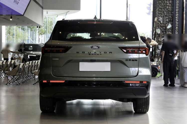 Ford Territory 2025 da ve Viet Nam, Mazda CX-5 de chung?-Hinh-11