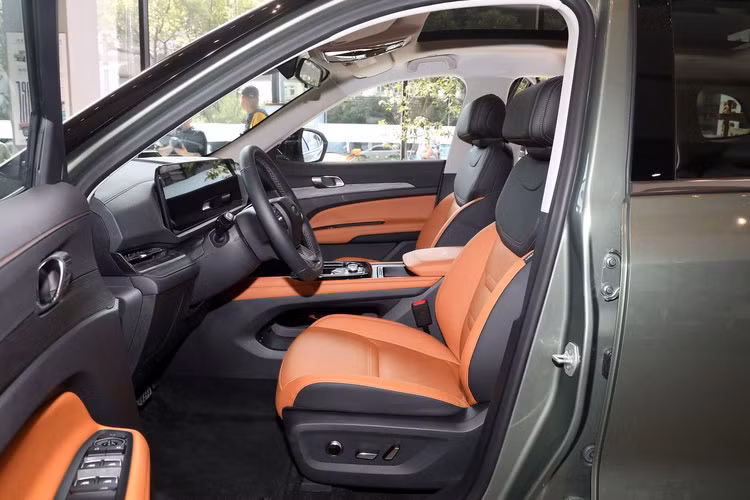 Ford Territory 2025 da ve Viet Nam, Mazda CX-5 de chung?-Hinh-6