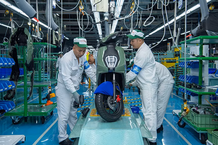 Honda ICON e: - xe may dien lap rap Viet Nam duoi 30 trieu dong-Hinh-5