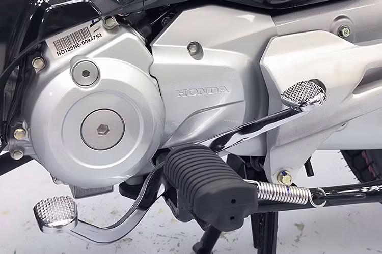 Honda Dream 125 huyen thoai ra mat ban 2025, khoang 76 trieu dong-Hinh-8