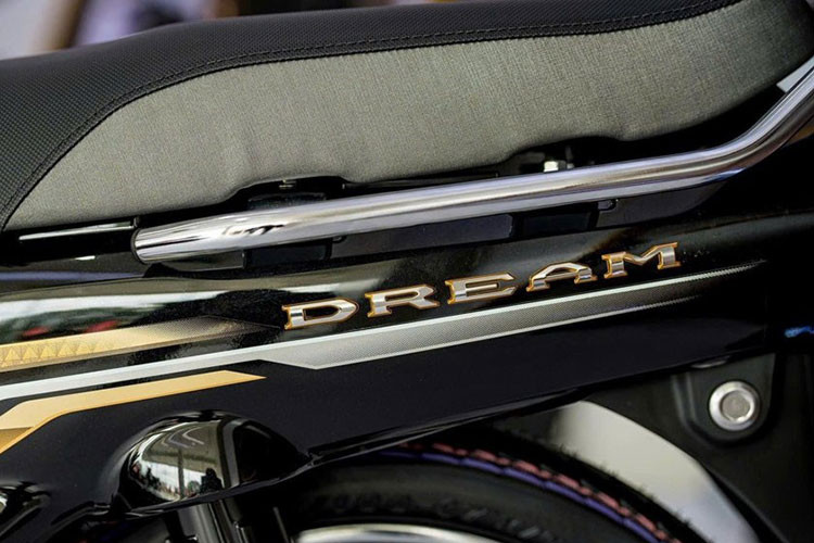 Honda Dream 125 huyen thoai ra mat ban 2025, khoang 76 trieu dong-Hinh-6