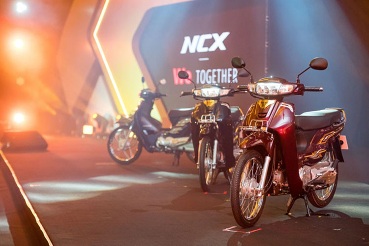 Honda Dream 125 huyen thoai ra mat ban 2025, khoang 76 trieu dong