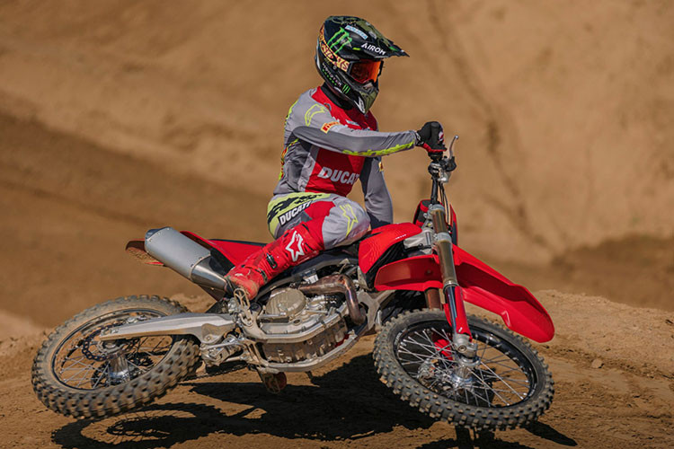 Ducati New Desmo 450 MX - 