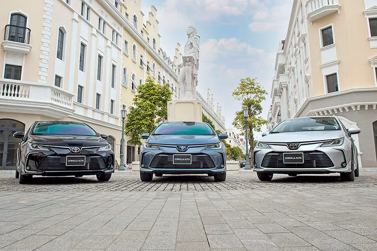 Đại lý mạnh tay giảm tới 105 triệu cho Toyota Corolla Cross và Altis - Hình 2 Dai ly manh tay giam toi 105 trieu cho Toyota Corolla Cross va Altis-Hinh-2