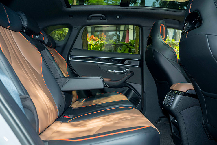 BYD Sealion 6 tu 839 trieu dong, co gi de dau Jaecoo J7 PHEV?-Hinh-8