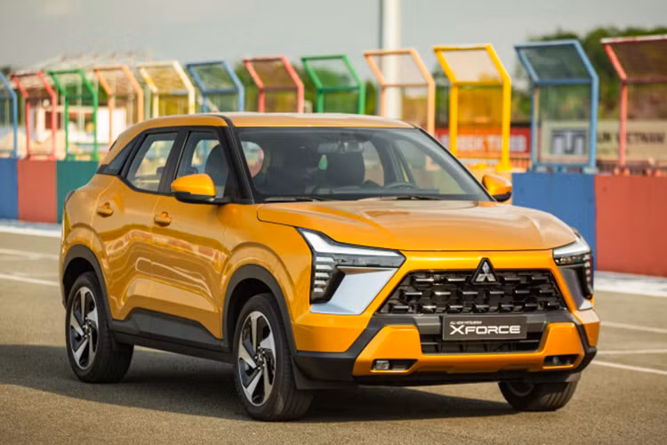 Top 10 oto xang, dau ban chay nhat Viet Nam thang 12/2024-Hinh-8