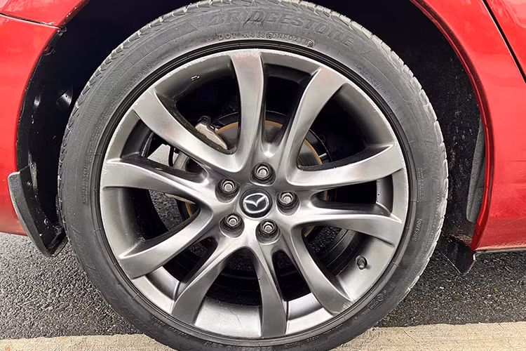 Co nen mua Mazda6 2018 cu tai Viet Nam gia tu hon 400 trieu dong?-Hinh-4