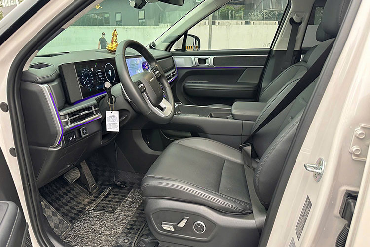 Hyundai SantaFe 2024 chay 12.000km, rao ban 1,2 ty tai Ha Noi-Hinh-7