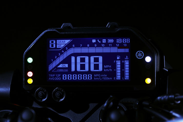 Yamaha MT-15 2025 ra mat chi tu 72 trieu dong, 