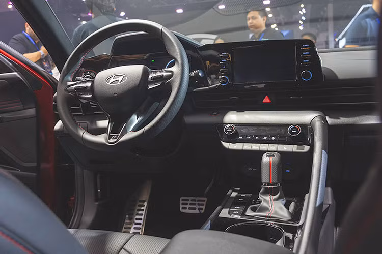 Hyundai Elantra 2025 tu 480 trieu tai Philippines, cho ve Viet Nam-Hinh-5