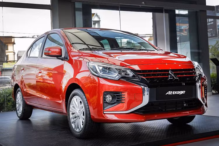 Loat xe sedan ben bi, tiet kiem nhien lieu chi 300 trieu tai Viet Nam-Hinh-2