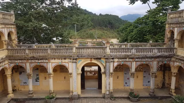 Kien truc doc dao cua dinh thu “vua Meo” tren dinh cao nguyen trang-Hinh-8