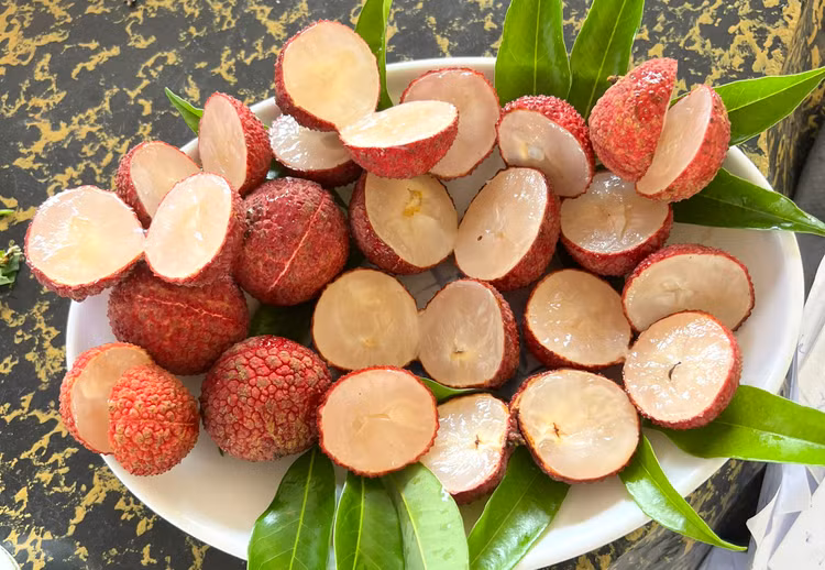 3 loai qua dac san gia cao ngat nguong van “chay hang“